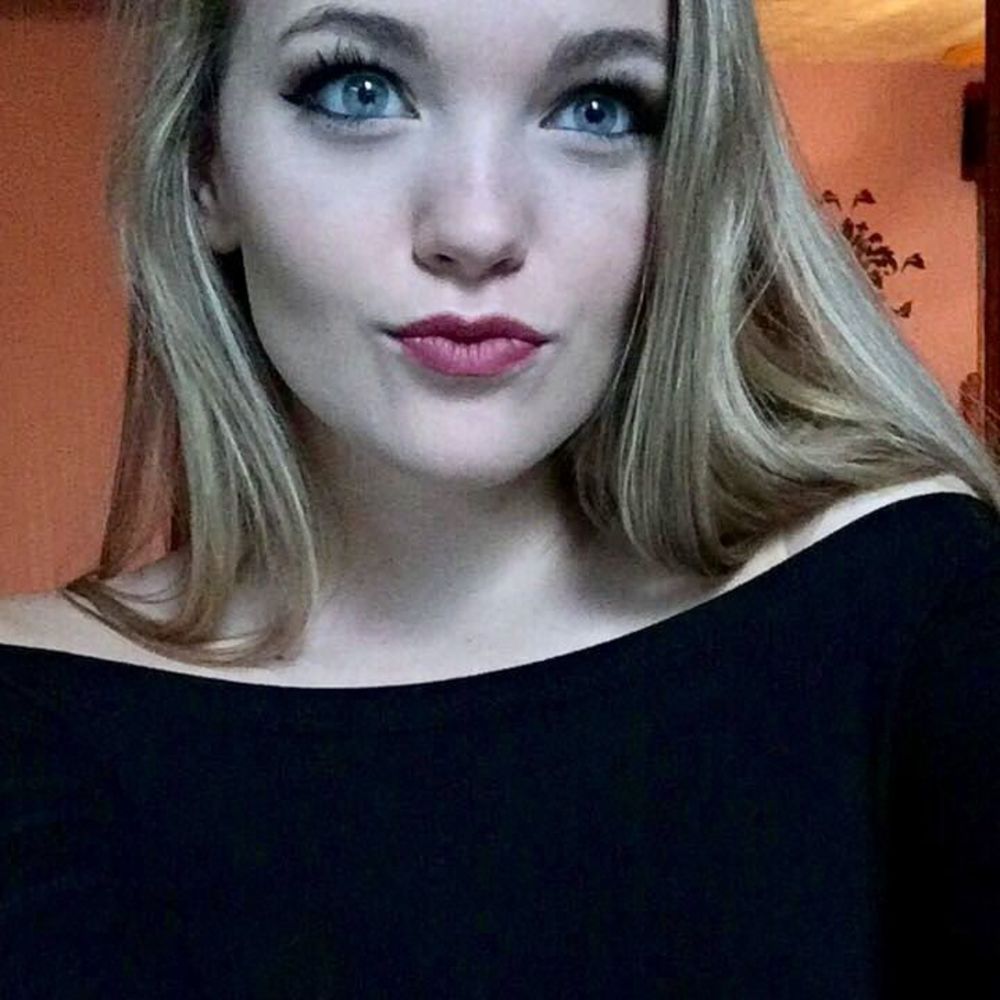 Meet your Posher, Jenny